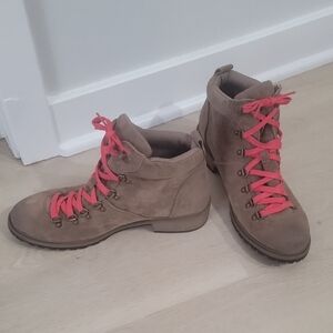 Fergalicious Mountain Boots